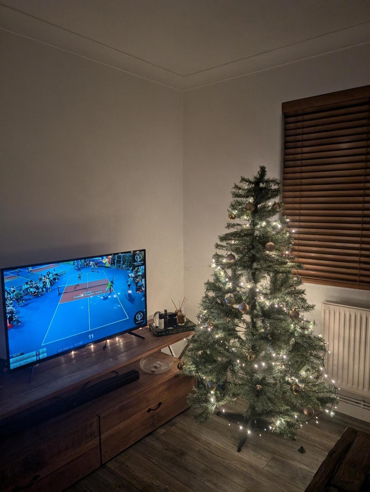 Stylish And Well Equipped Flat In Stockwell Appartement Londen Buitenkant foto